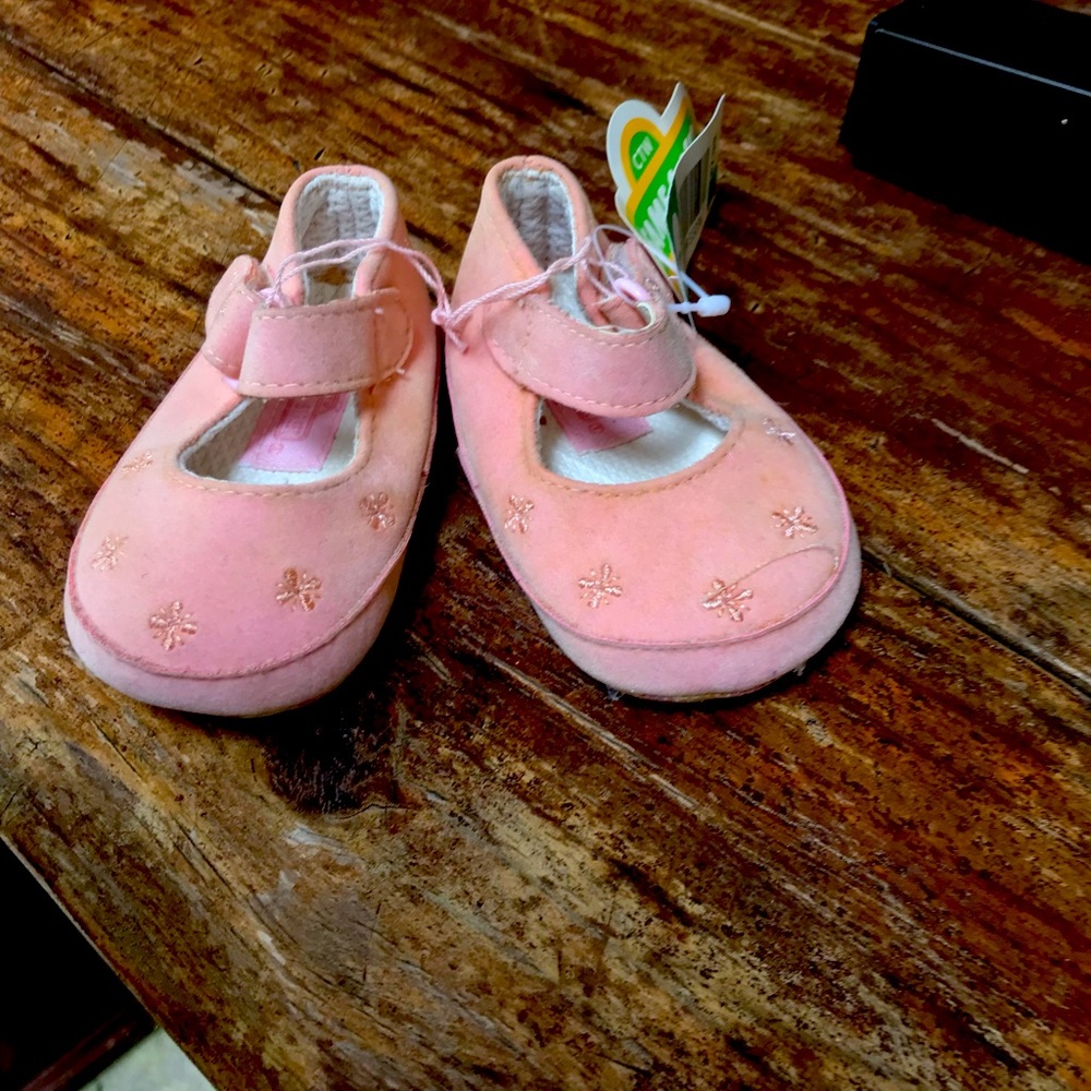 HUGS AND KISSES TODDLER SHOES